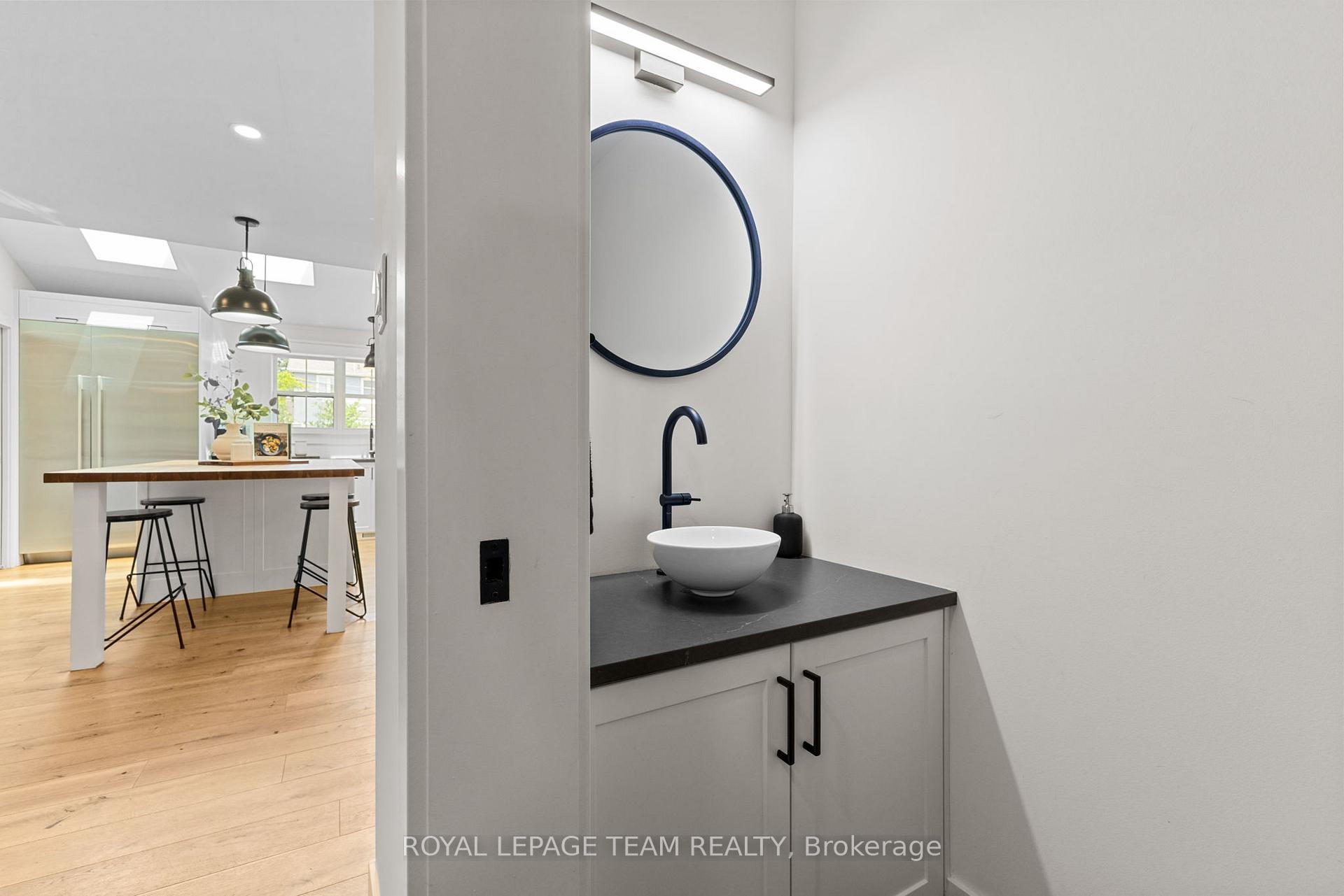 Photo 25 of 509 Windermere Avenue, Ottawa, McKellar/Highland — HOMEH