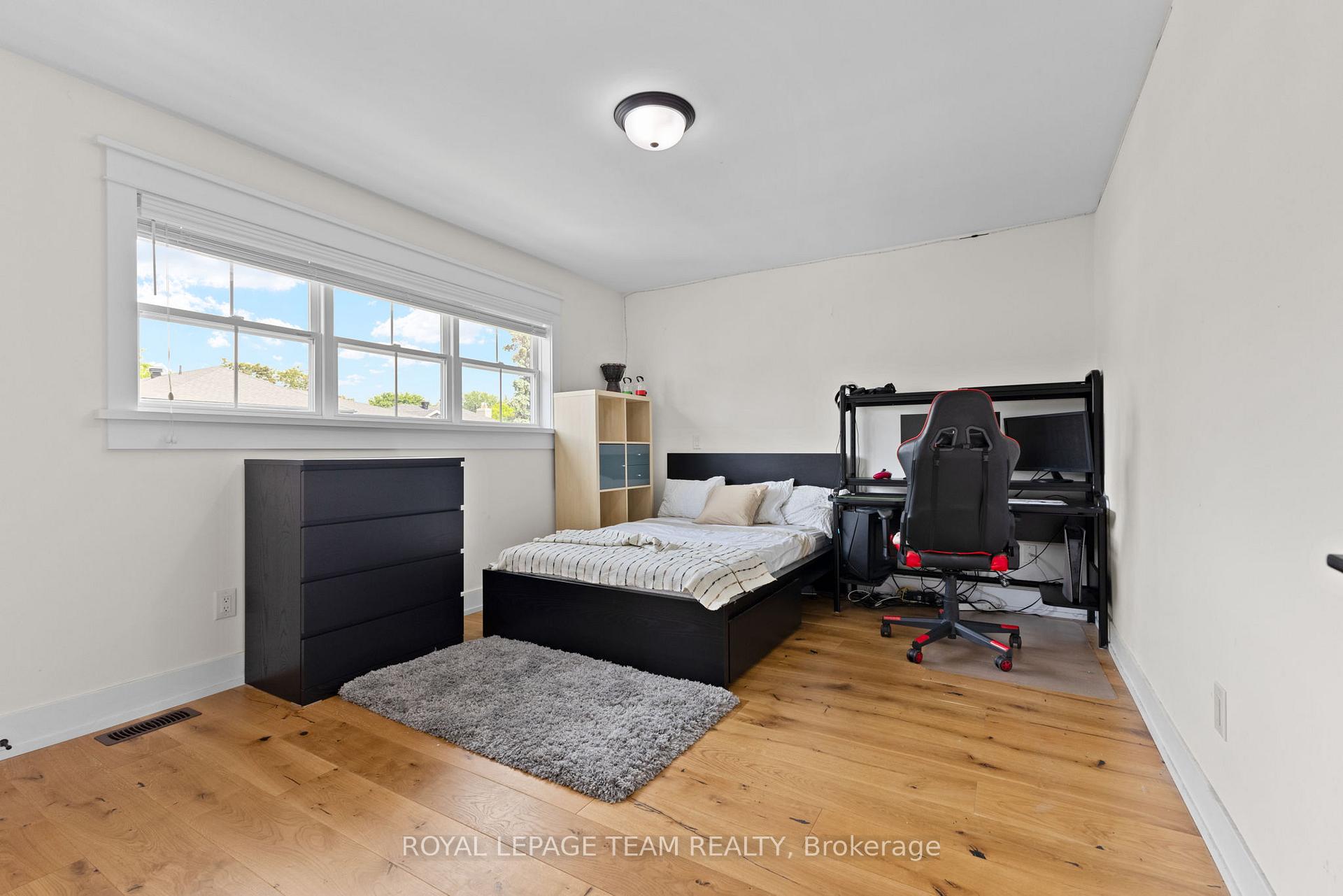 Photo 24 of 509 Windermere Avenue, Ottawa, McKellar/Highland — HOMEH