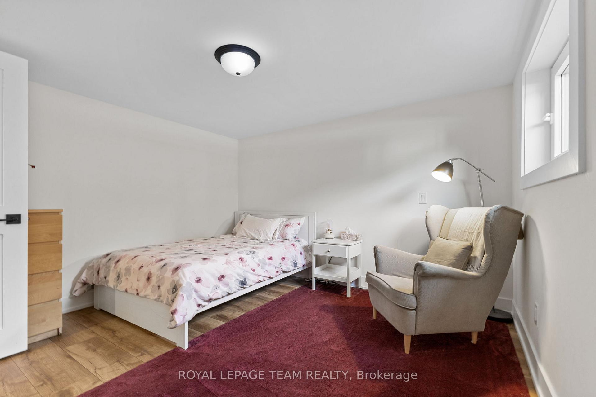Photo 35 of 509 Windermere Avenue, Ottawa, McKellar/Highland — HOMEH