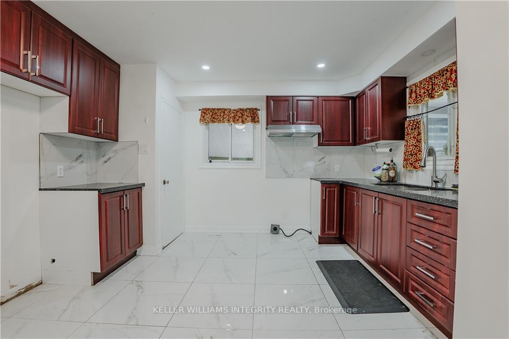 Photo 5 of 227 Gardner Avenue, Cornwall — HOMEH