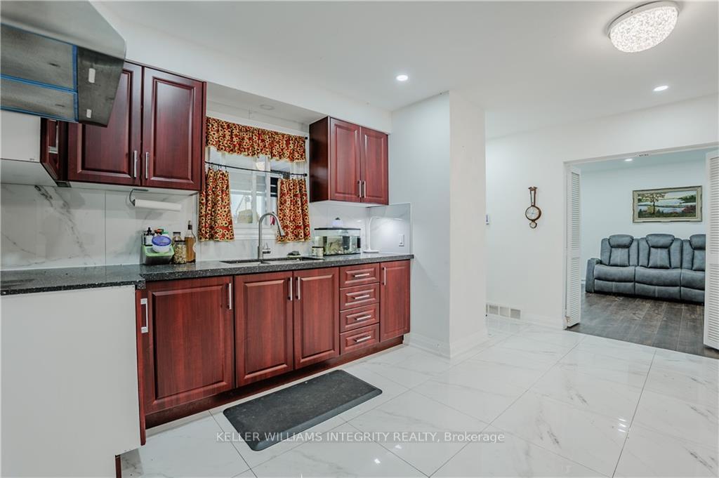 Photo 6 of 227 Gardner Avenue, Cornwall — HOMEH