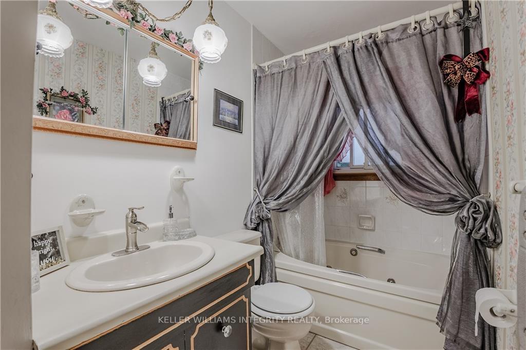 Photo 16 of 227 Gardner Avenue, Cornwall — HOMEH