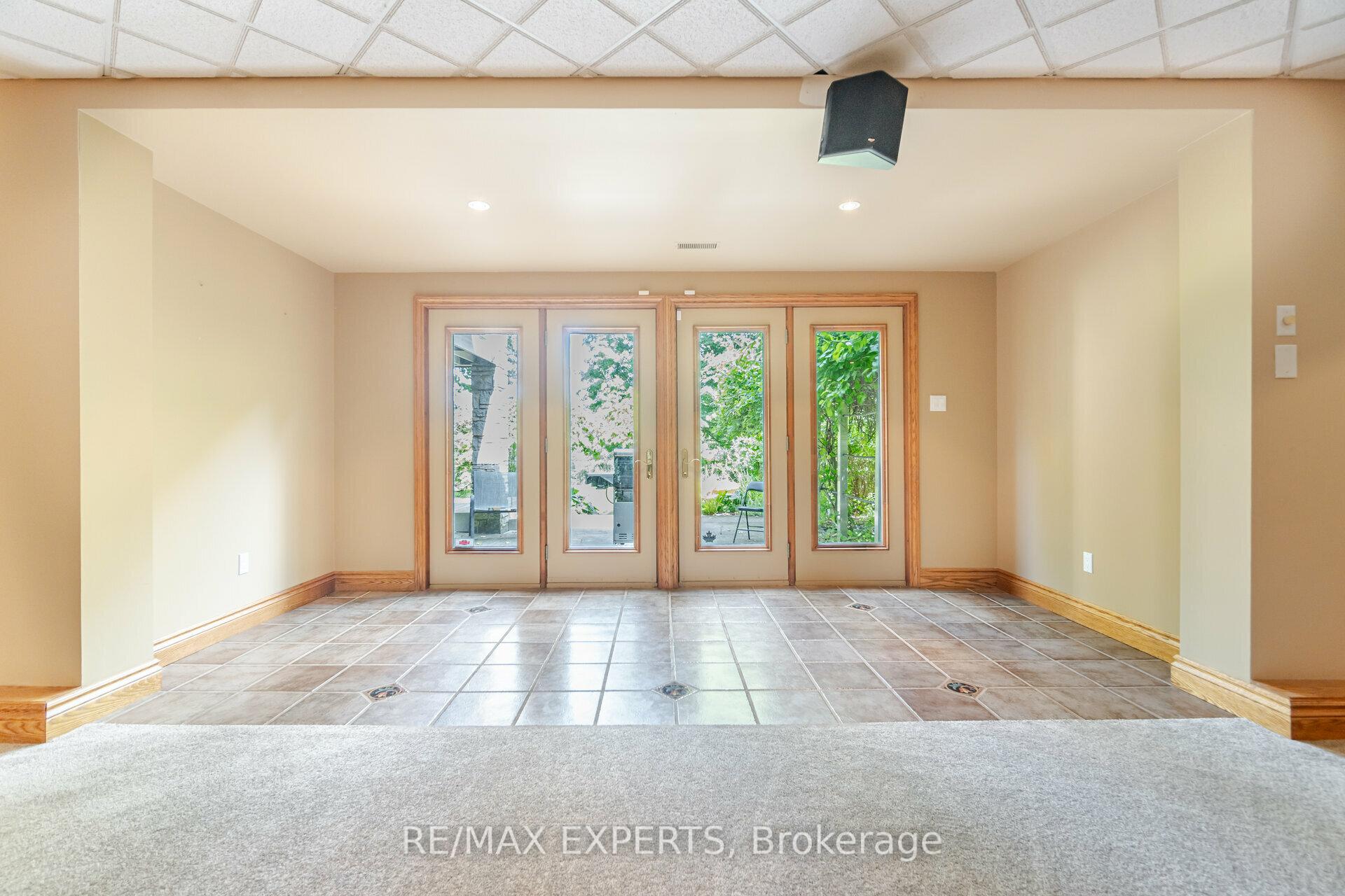 Photo 46 of 15 Turtle Lake Drive, Halton Hills, Rural Halton Hills — HOMEH