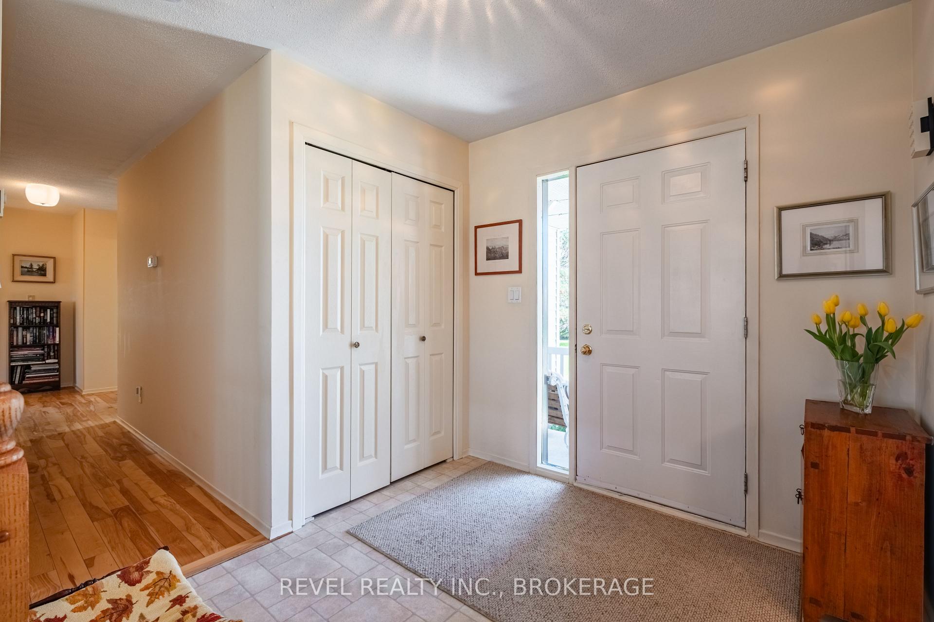Photo 6 of 3744 Copper Kettle Drive, Frontenac, Frontenac South — HOMEH
