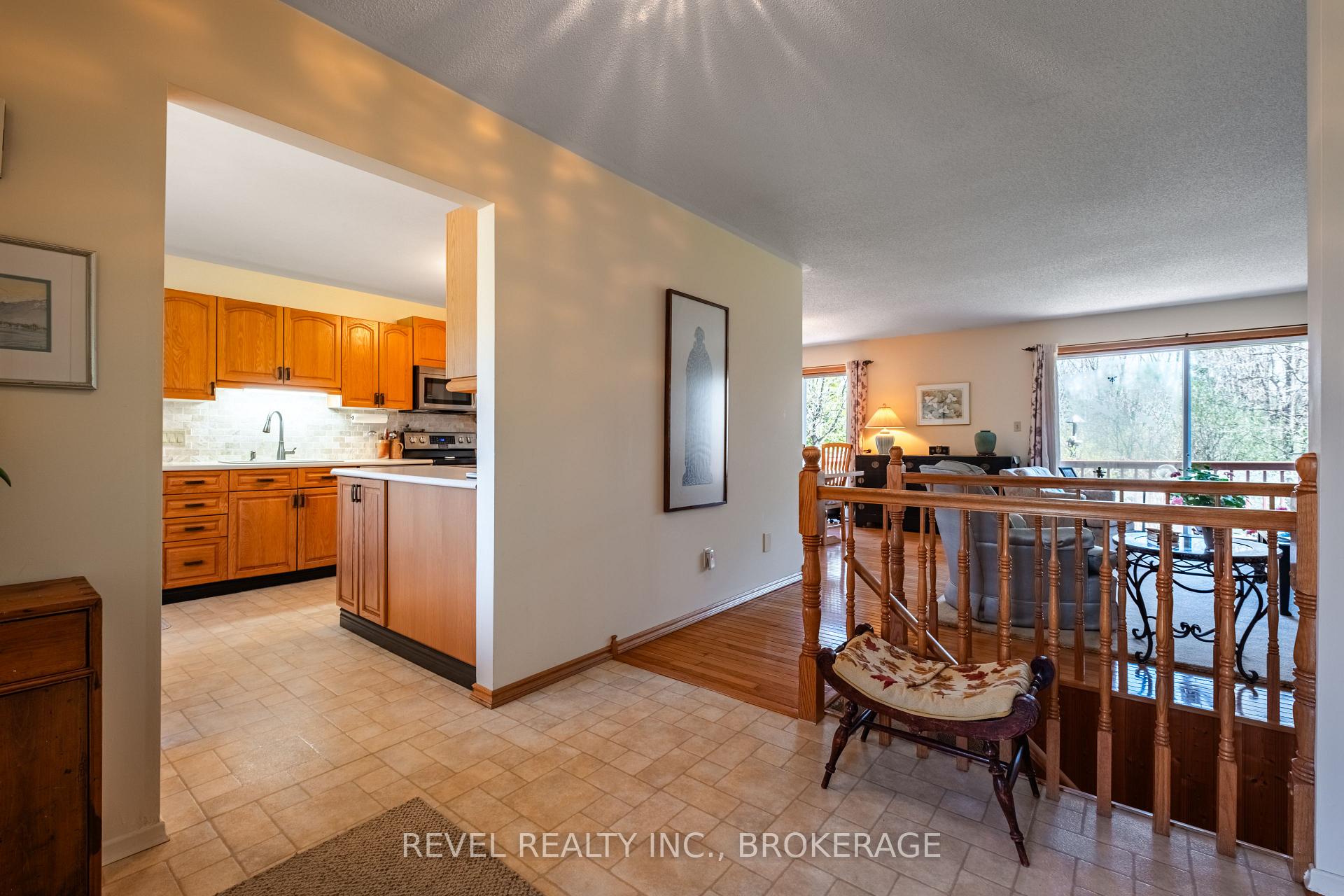 Photo 7 of 3744 Copper Kettle Drive, Frontenac, Frontenac South — HOMEH