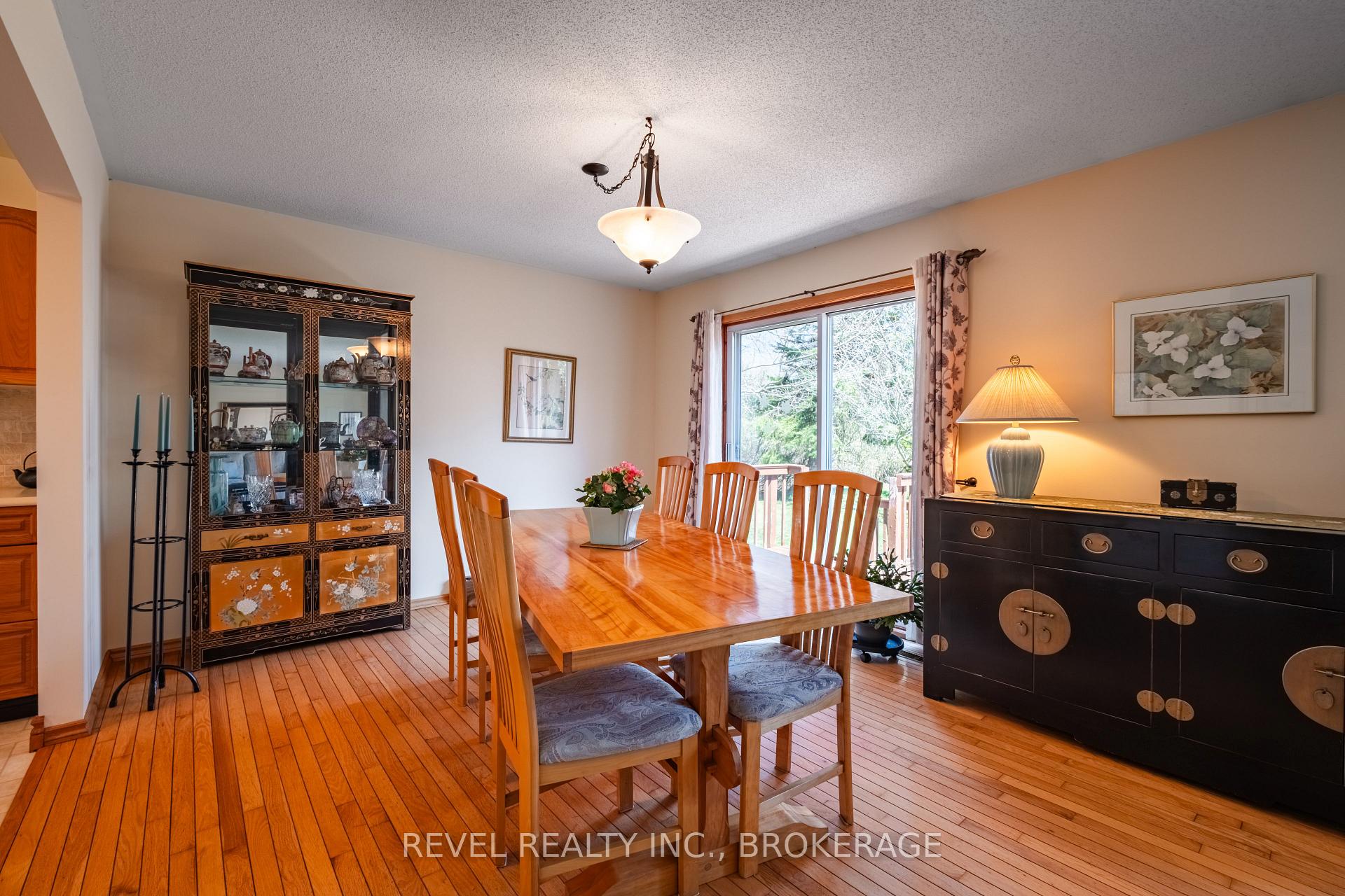 Photo 12 of 3744 Copper Kettle Drive, Frontenac, Frontenac South — HOMEH
