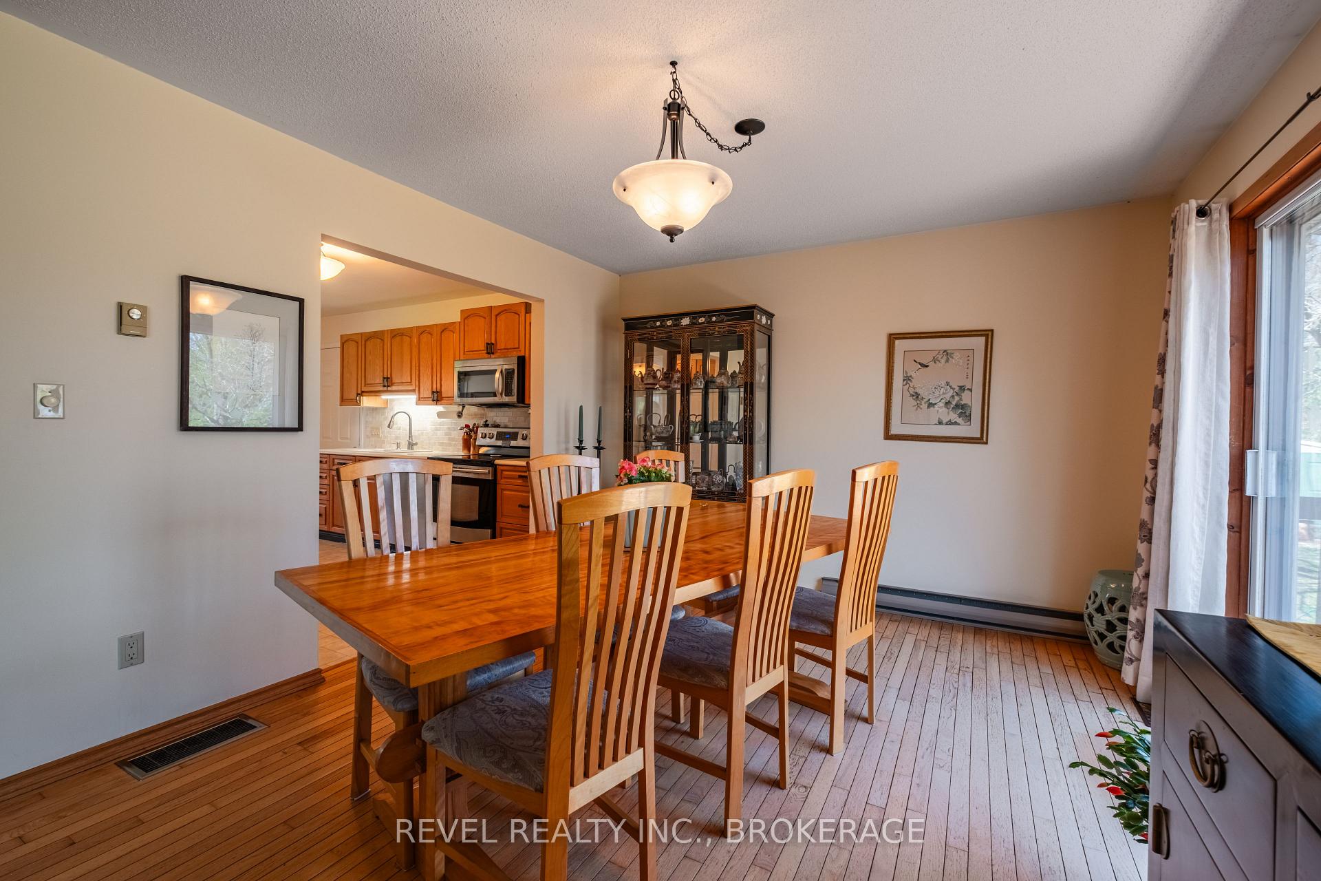 Photo 13 of 3744 Copper Kettle Drive, Frontenac, Frontenac South — HOMEH