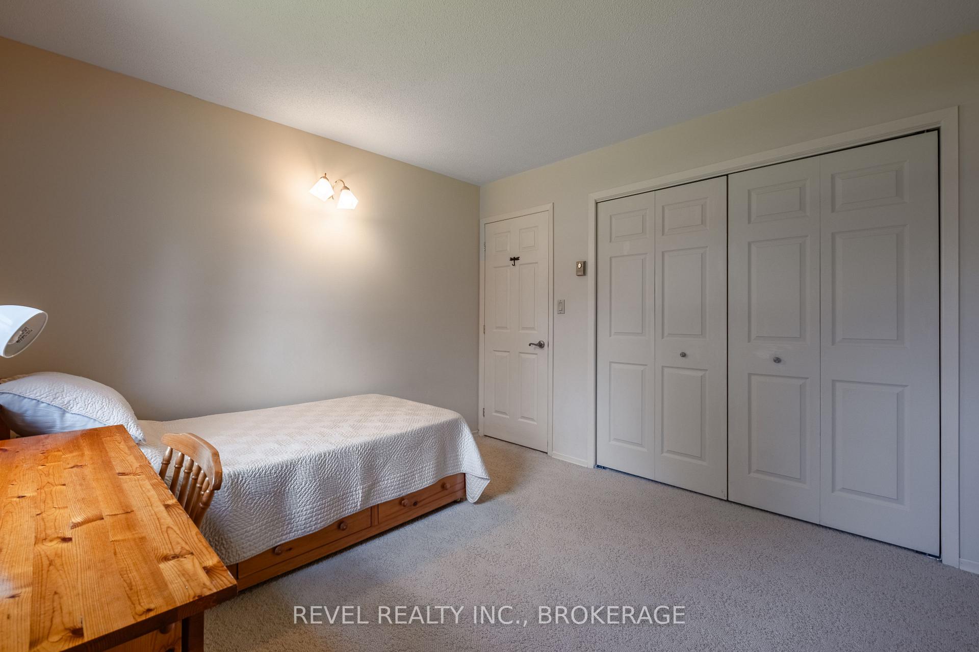 Photo 22 of 3744 Copper Kettle Drive, Frontenac, Frontenac South — HOMEH