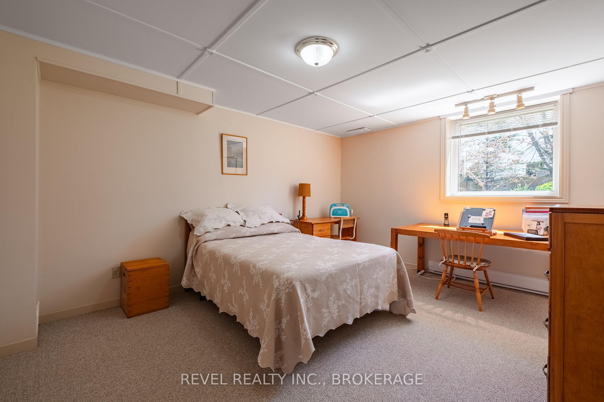 Photo 30 of 3744 Copper Kettle Drive, Frontenac, Frontenac South — HOMEH