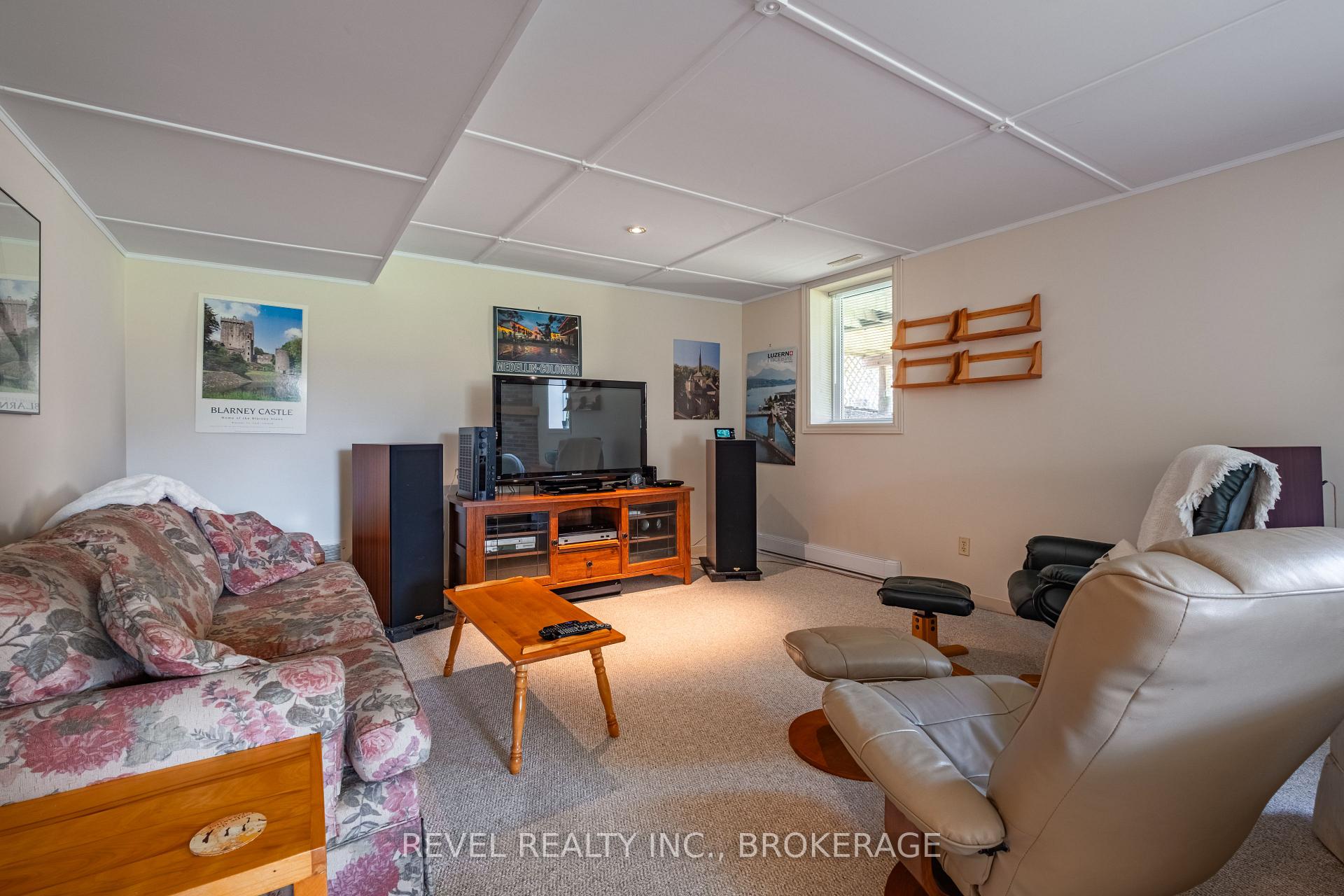 Photo 35 of 3744 Copper Kettle Drive, Frontenac, Frontenac South — HOMEH