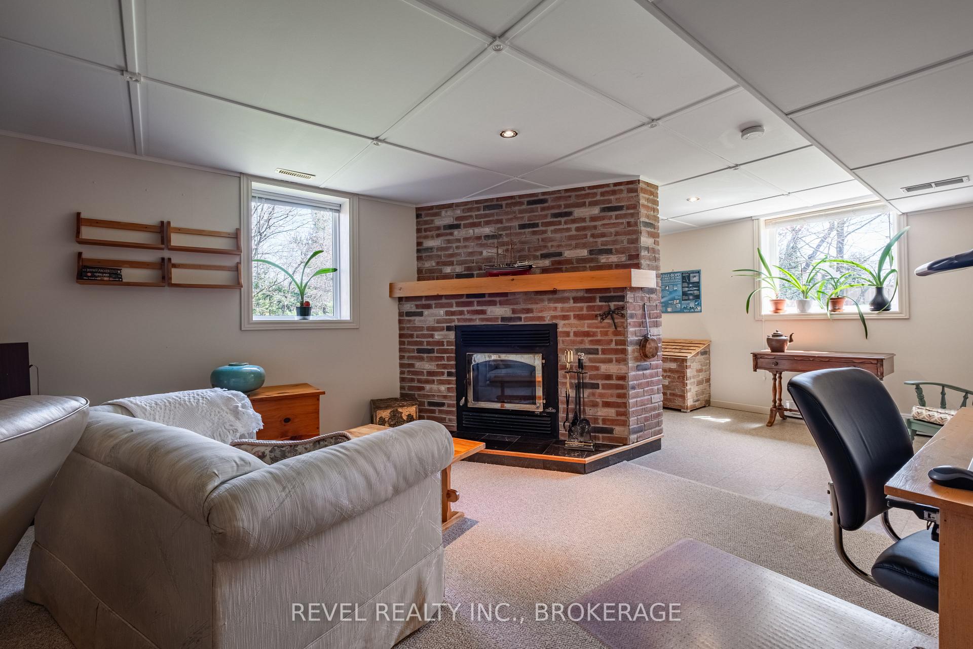 Photo 37 of 3744 Copper Kettle Drive, Frontenac, Frontenac South — HOMEH