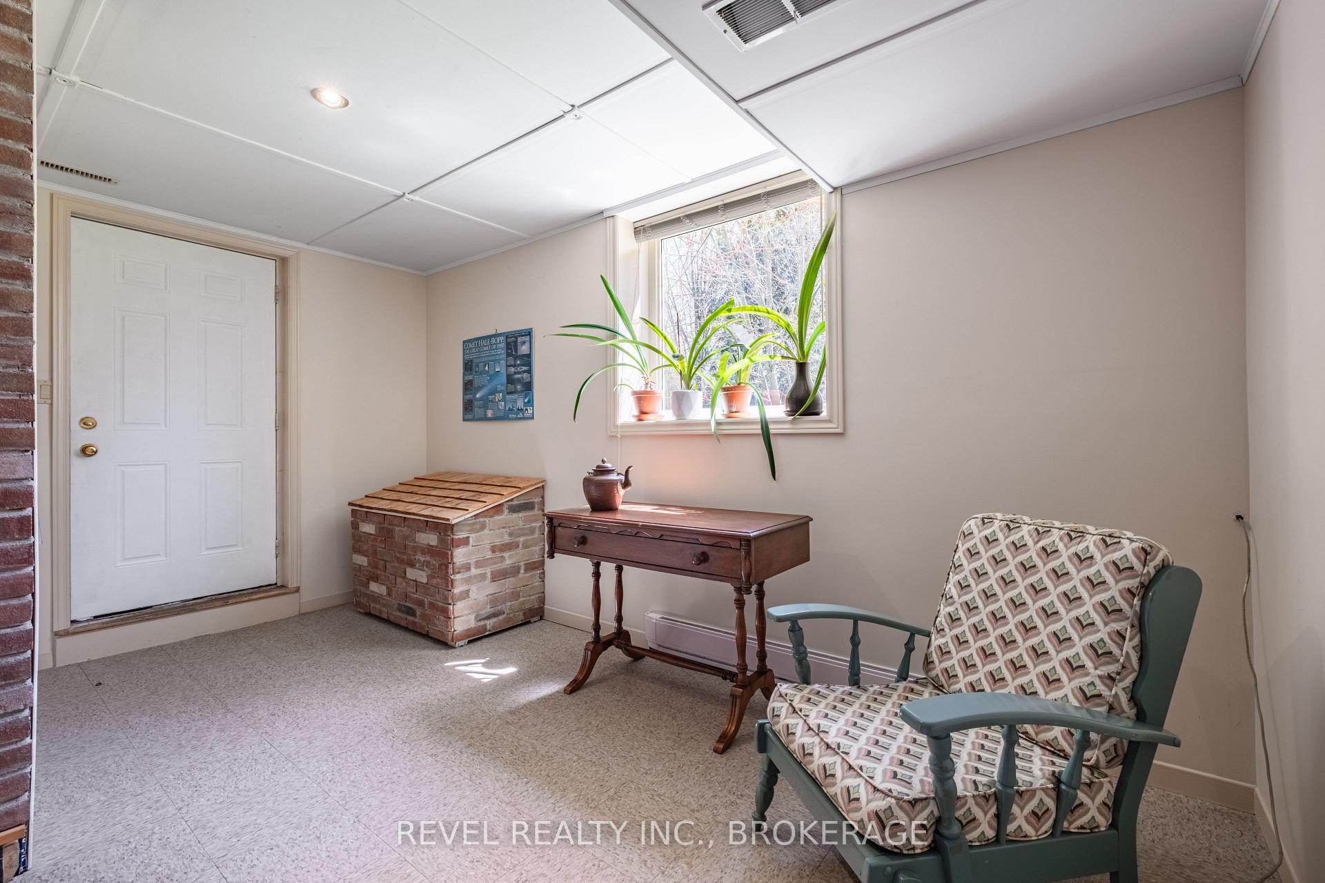 Photo 38 of 3744 Copper Kettle Drive, Frontenac, Frontenac South — HOMEH