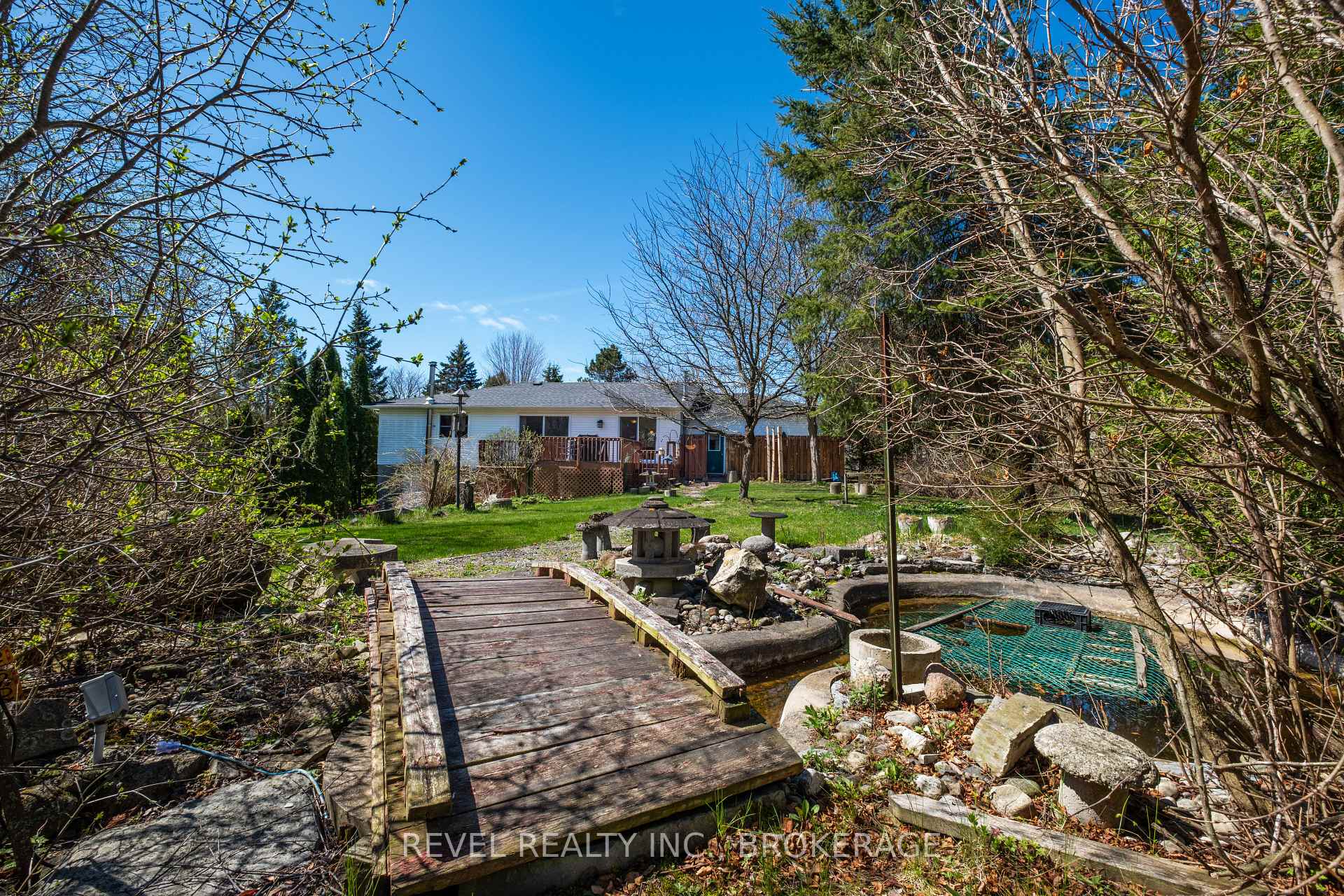 Photo 46 of 3744 Copper Kettle Drive, Frontenac, Frontenac South — HOMEH