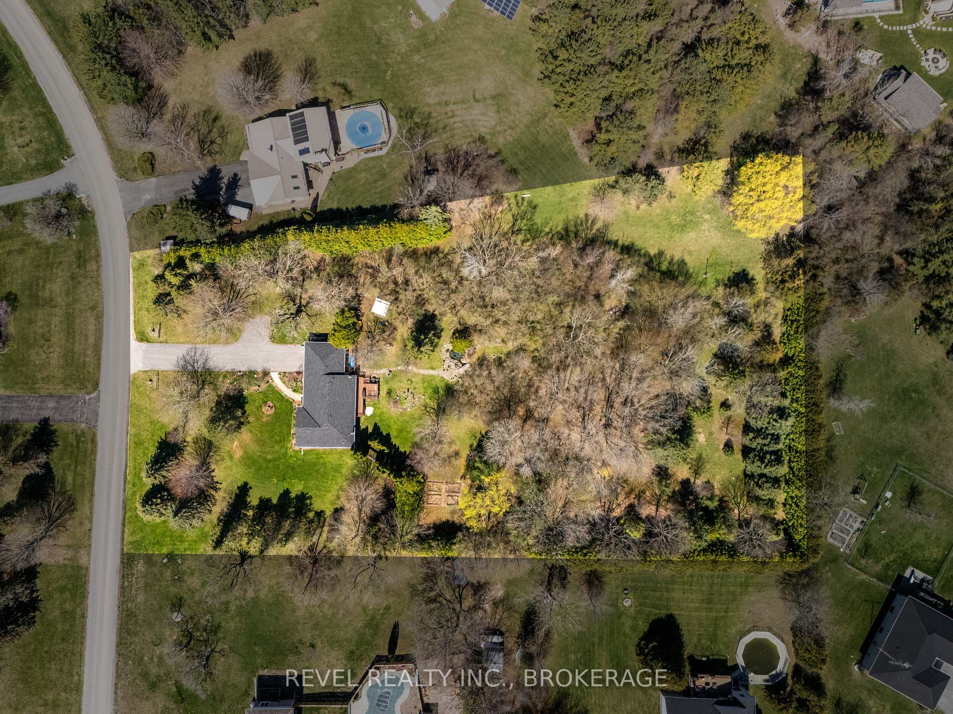 Photo 50 of 3744 Copper Kettle Drive, Frontenac, Frontenac South — HOMEH