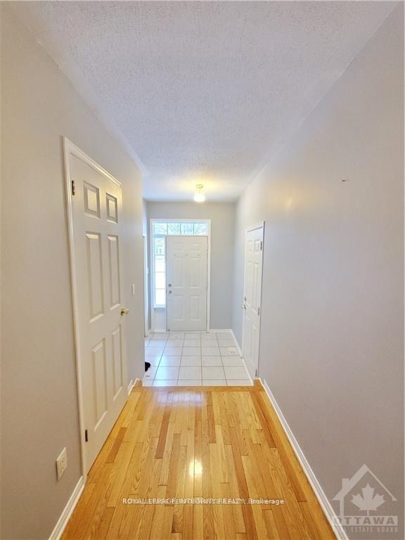 Photo 2 of 22 Plumas Gate, Ottawa, Barrhaven - Longfields — HOMEH