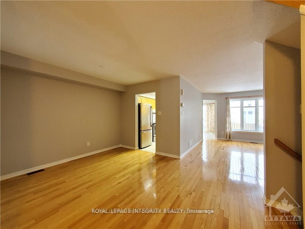 Photo 3 of 22 Plumas Gate, Ottawa, Barrhaven - Longfields — HOMEH