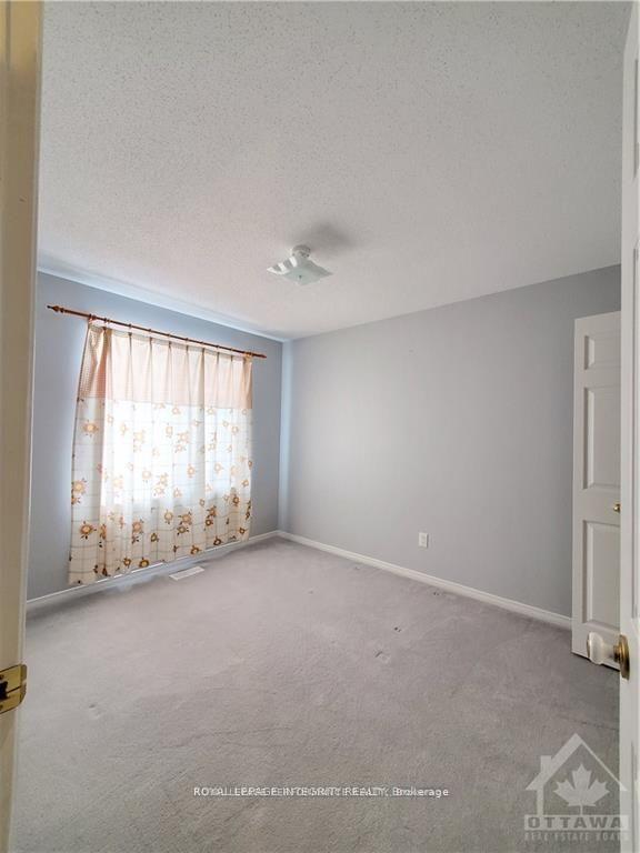 Photo 10 of 22 Plumas Gate, Ottawa, Barrhaven - Longfields — HOMEH