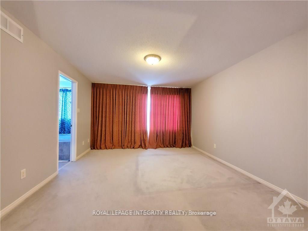 Photo 13 of 22 Plumas Gate, Ottawa, Barrhaven - Longfields — HOMEH