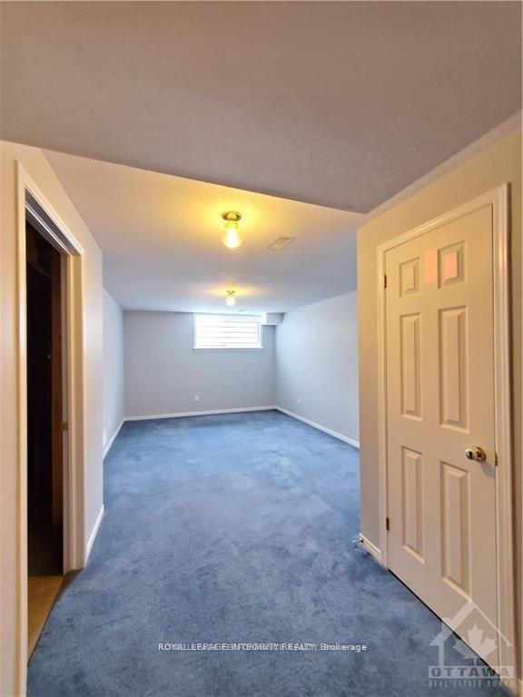 Photo 15 of 22 Plumas Gate, Ottawa, Barrhaven - Longfields — HOMEH