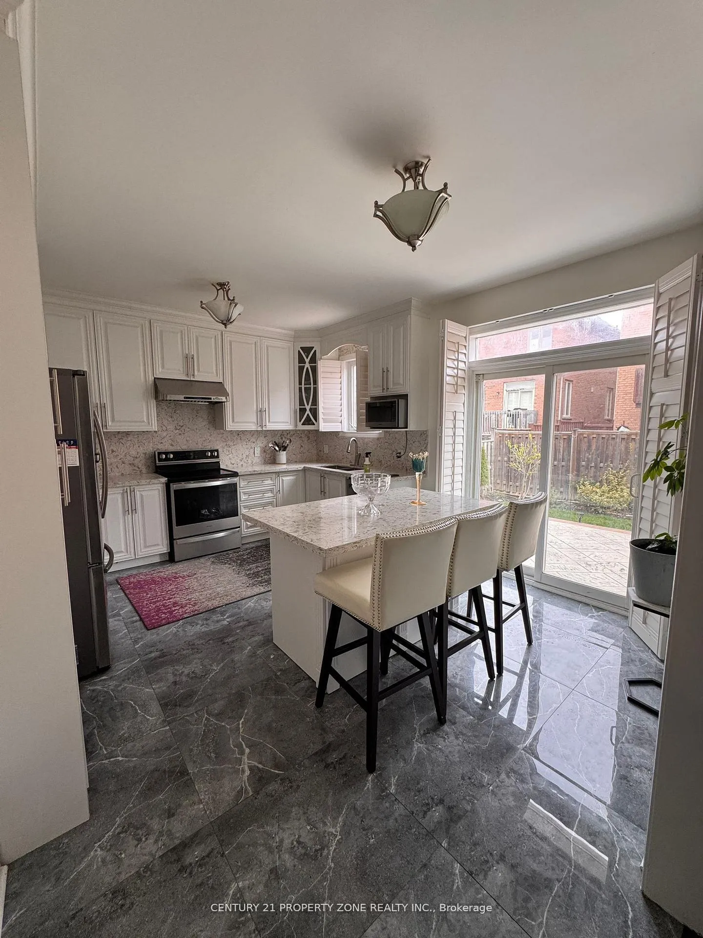 Photo 1 of Unit Room B, 33 Gamson Crescent, Brampton, Sandringham-Wellington — HOMEH