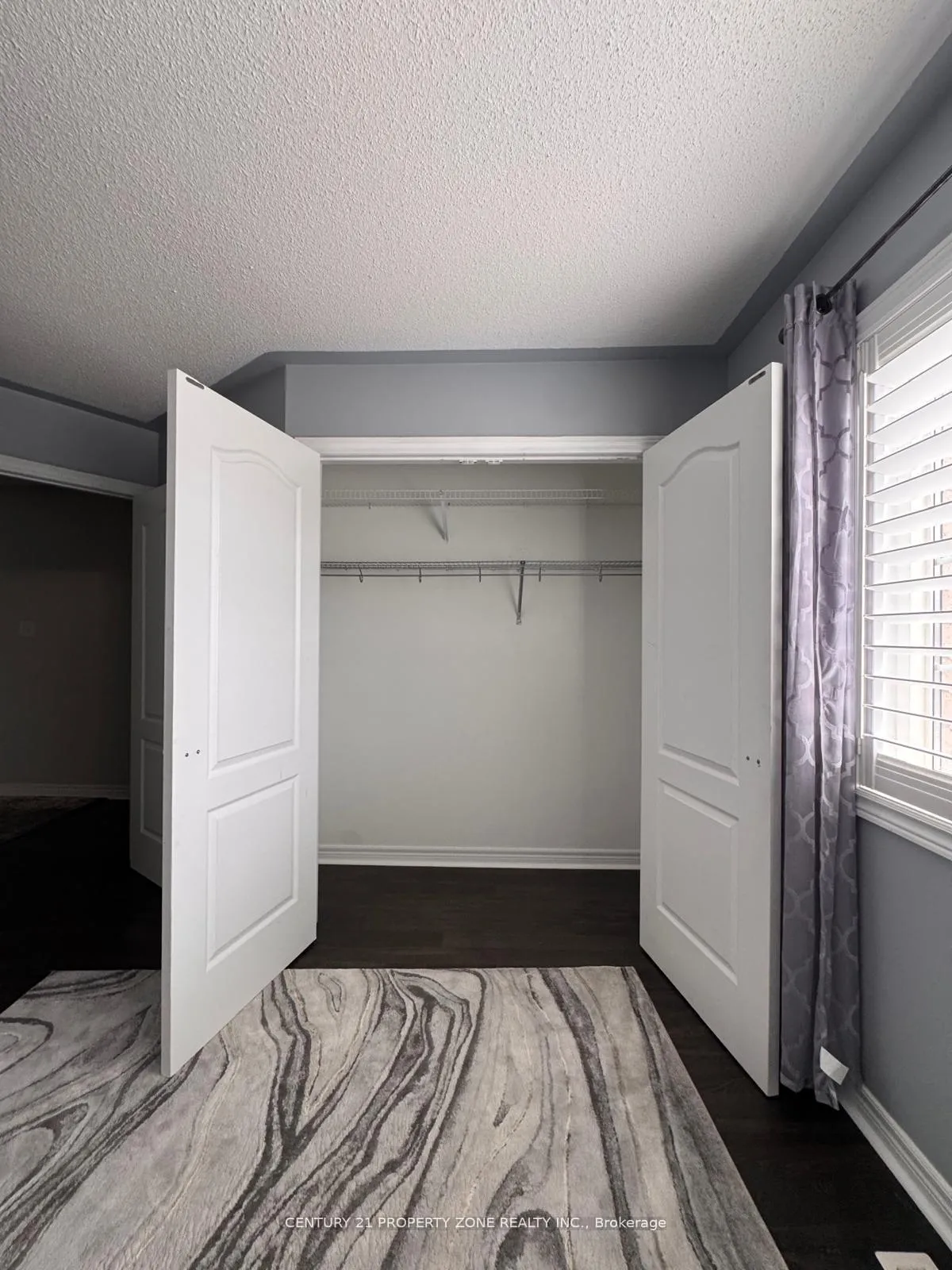 Photo 6 of Unit Room B, 33 Gamson Crescent, Brampton, Sandringham-Wellington — HOMEH
