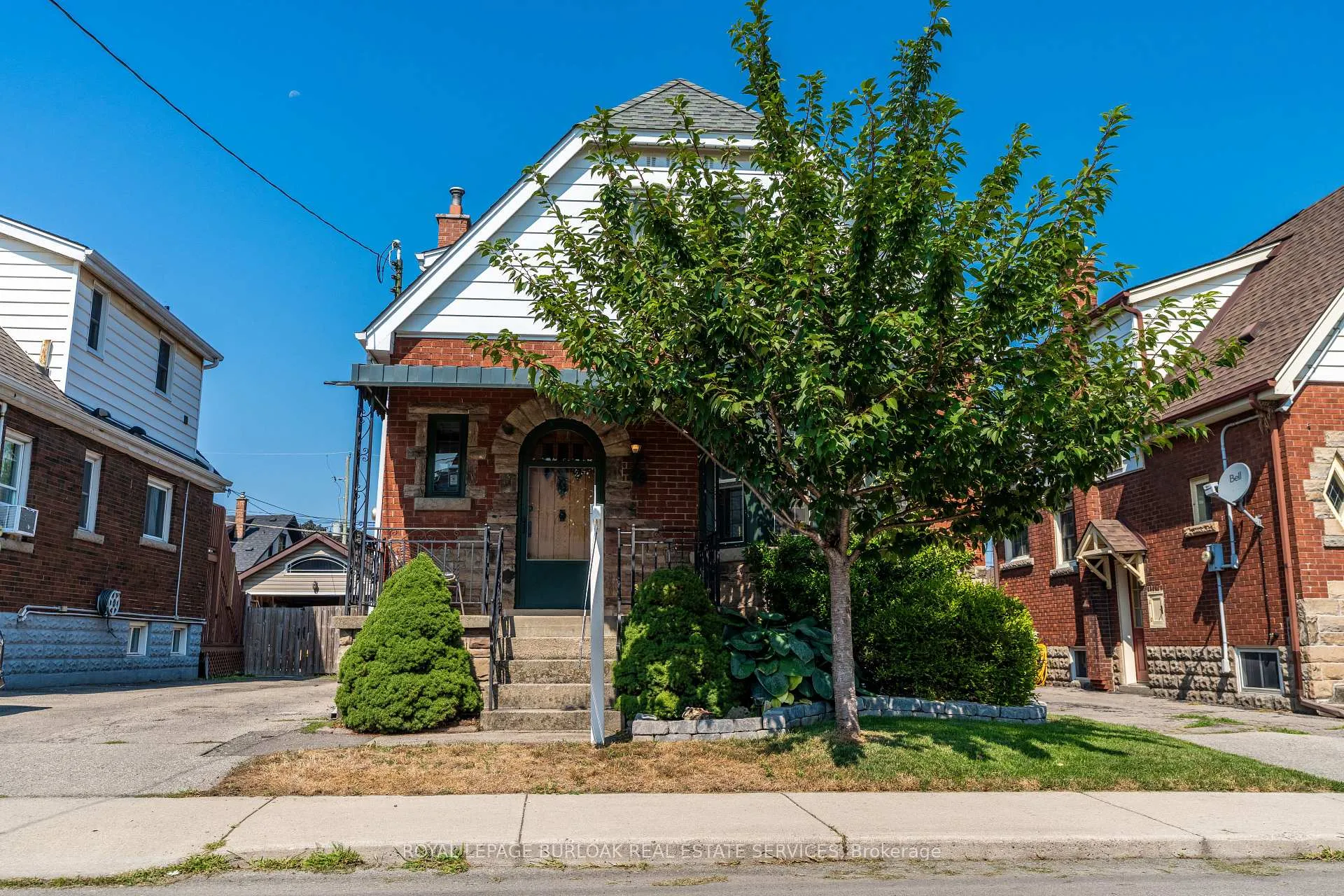 Photo 1 of 26 Weir Street S, Hamilton, Bartonville — HOMEH