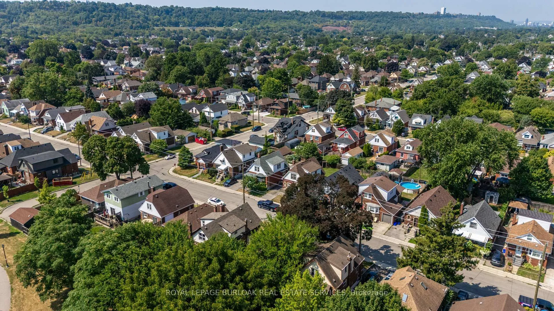 Photo 32 of 26 Weir Street S, Hamilton, Bartonville — HOMEH