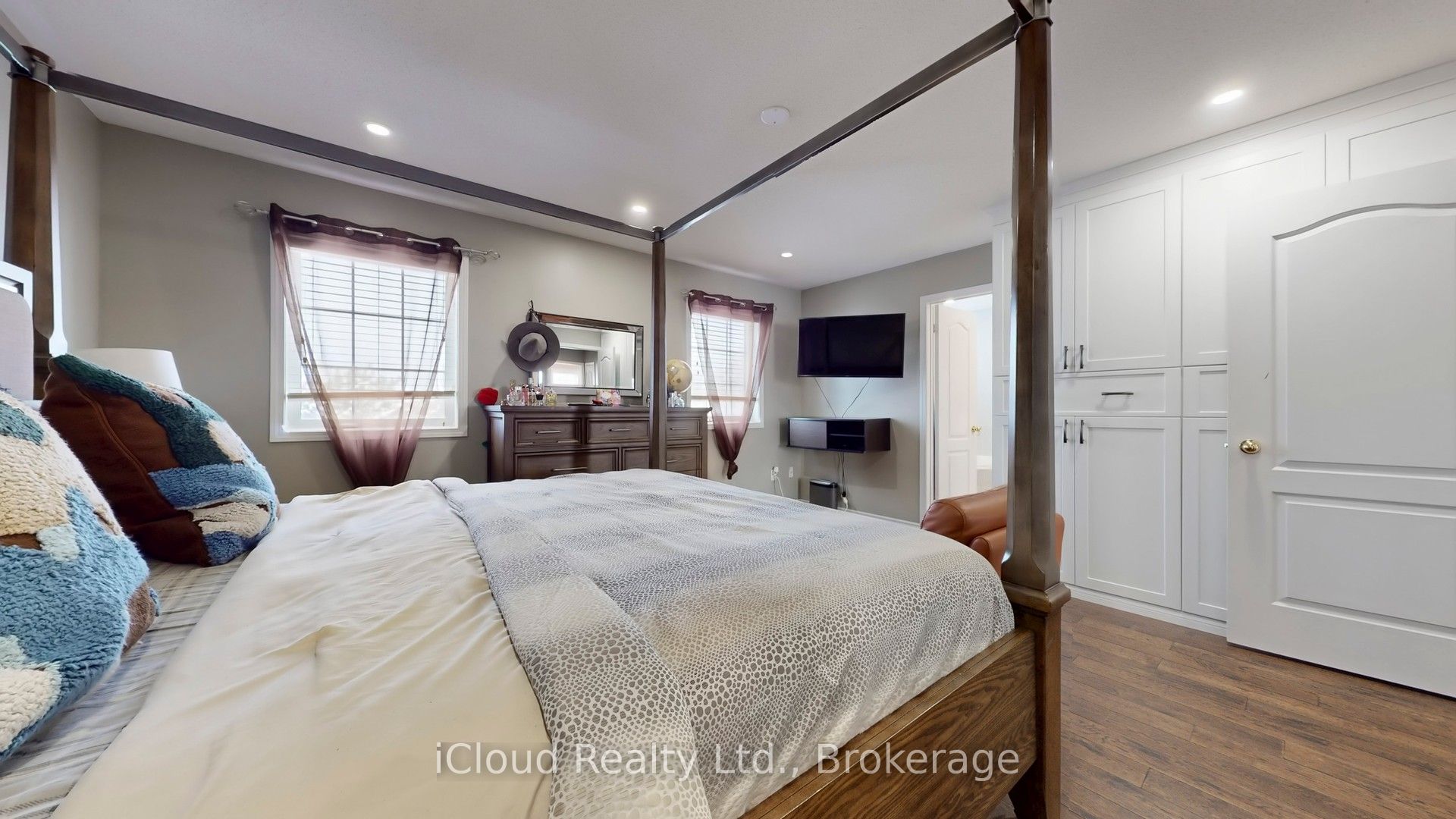 Photo 71 of 52 Tianalee Crescent, Brampton, Fletcher's Meadow — HOMEH