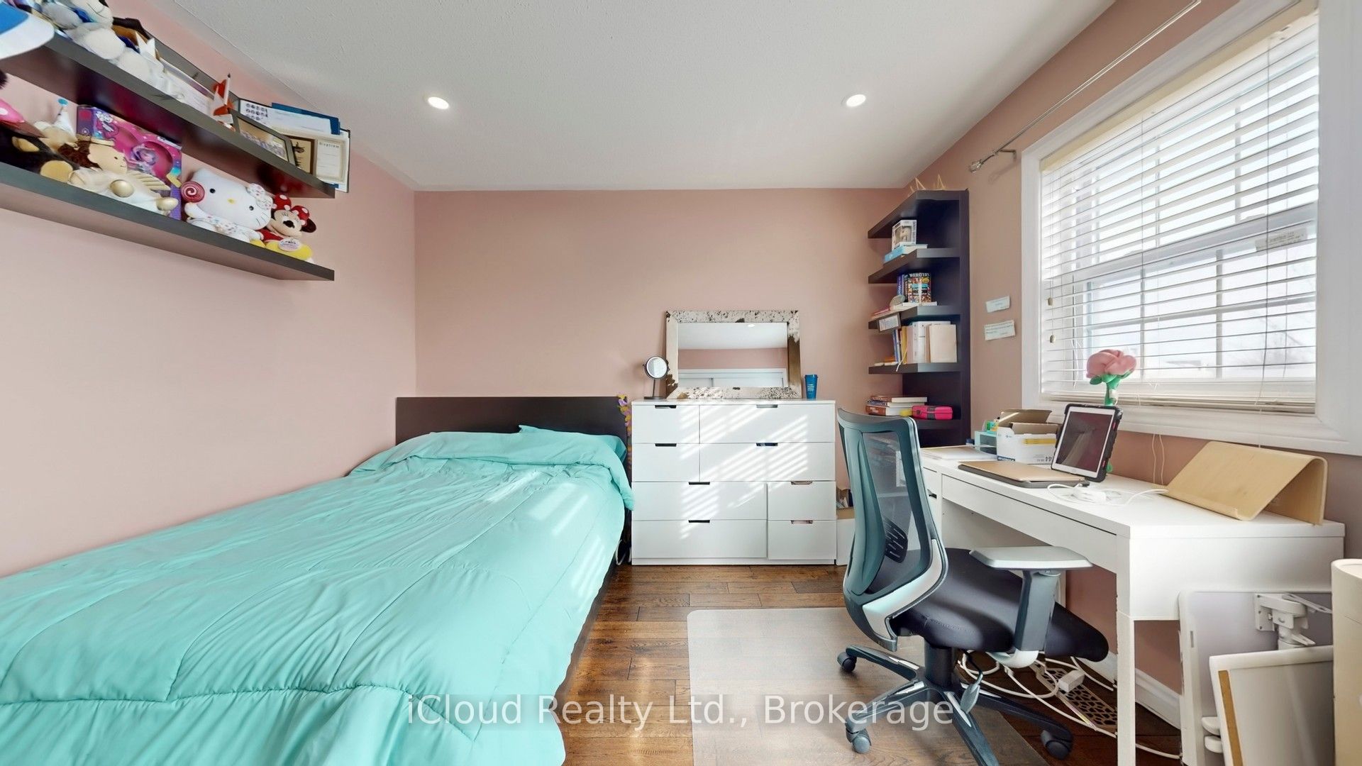 Photo 77 of 52 Tianalee Crescent, Brampton, Fletcher's Meadow — HOMEH