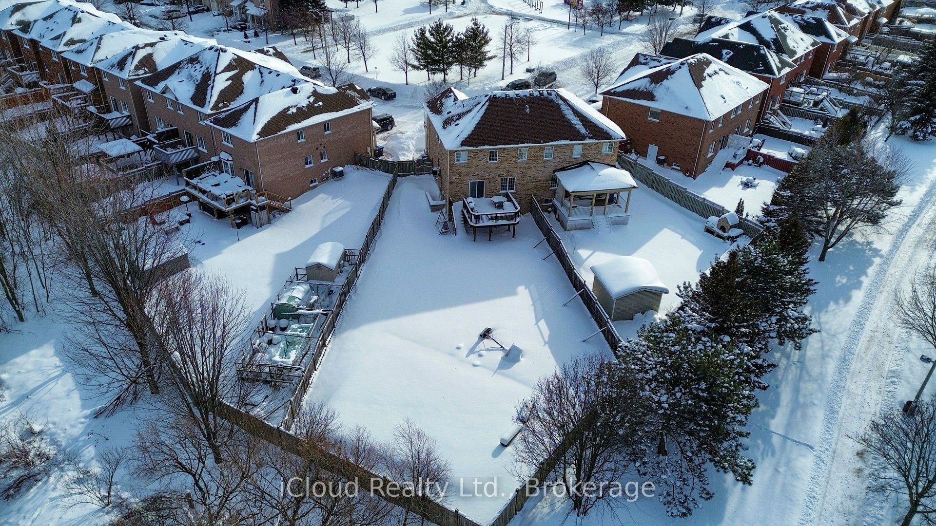 Photo 97 of 52 Tianalee Crescent, Brampton, Fletcher's Meadow — HOMEH
