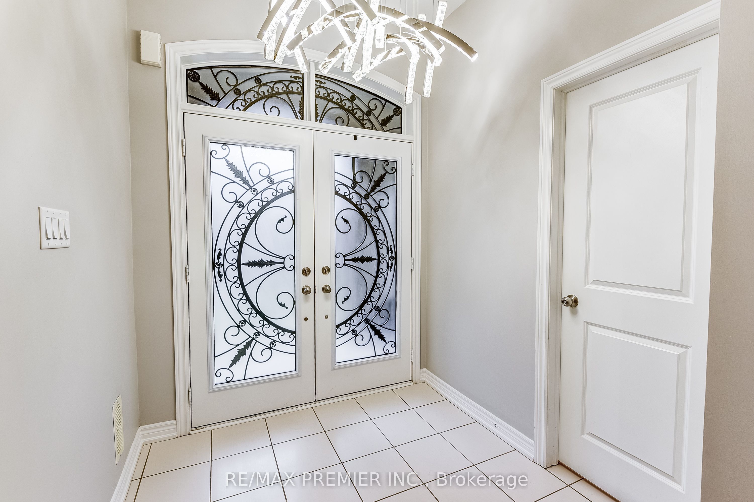 Photo 56 of 358 Clockwork Drive, Brampton, Northwest Brampton — HOMEH