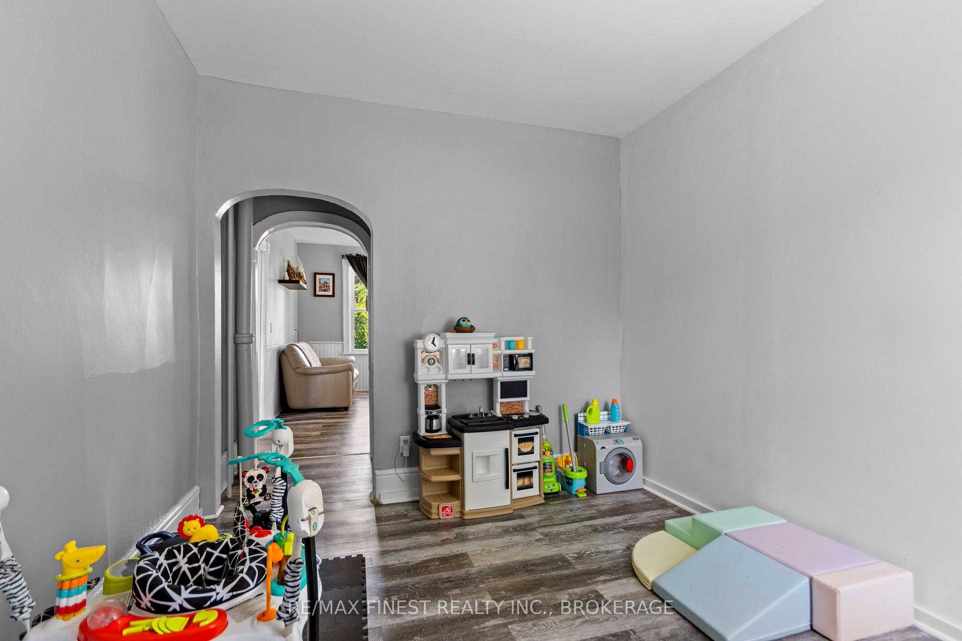Photo 12 of 4367 Amelia Street, Frontenac, Frontenac South — HOMEH