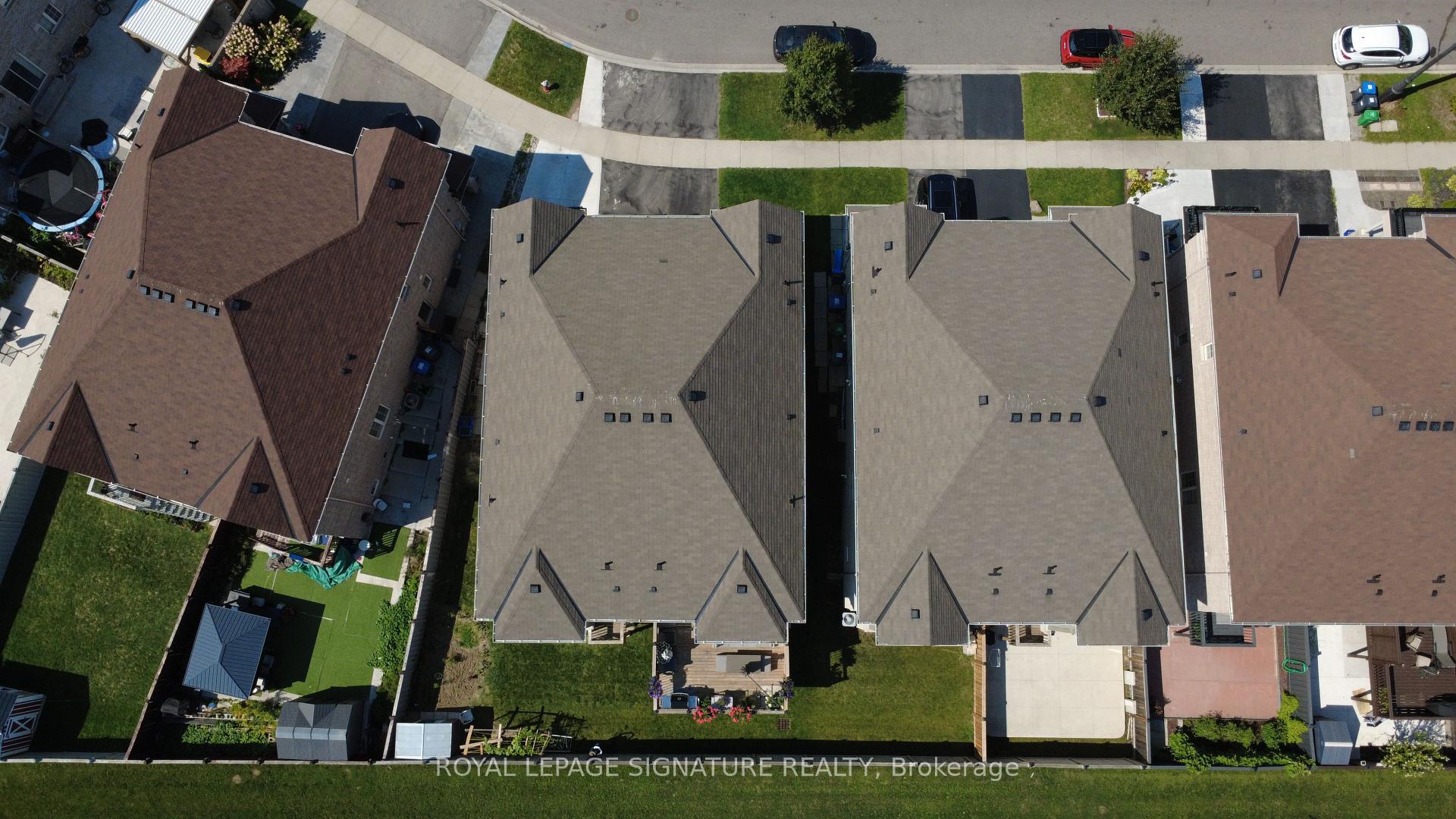 Photo 33 of 10 Zanetta Crescent, Brampton, Credit Valley — HOMEH