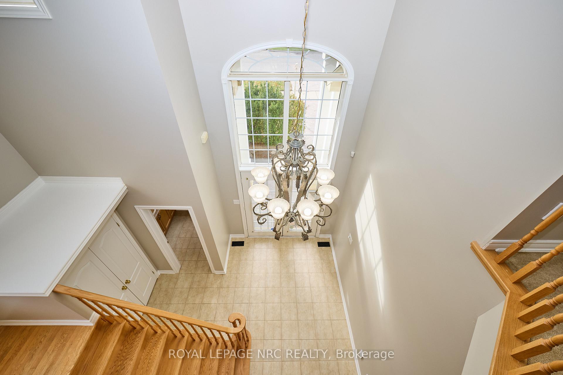 Photo 23 of 23 Moorland Crescent, Hamilton, Meadowlands — HOMEH