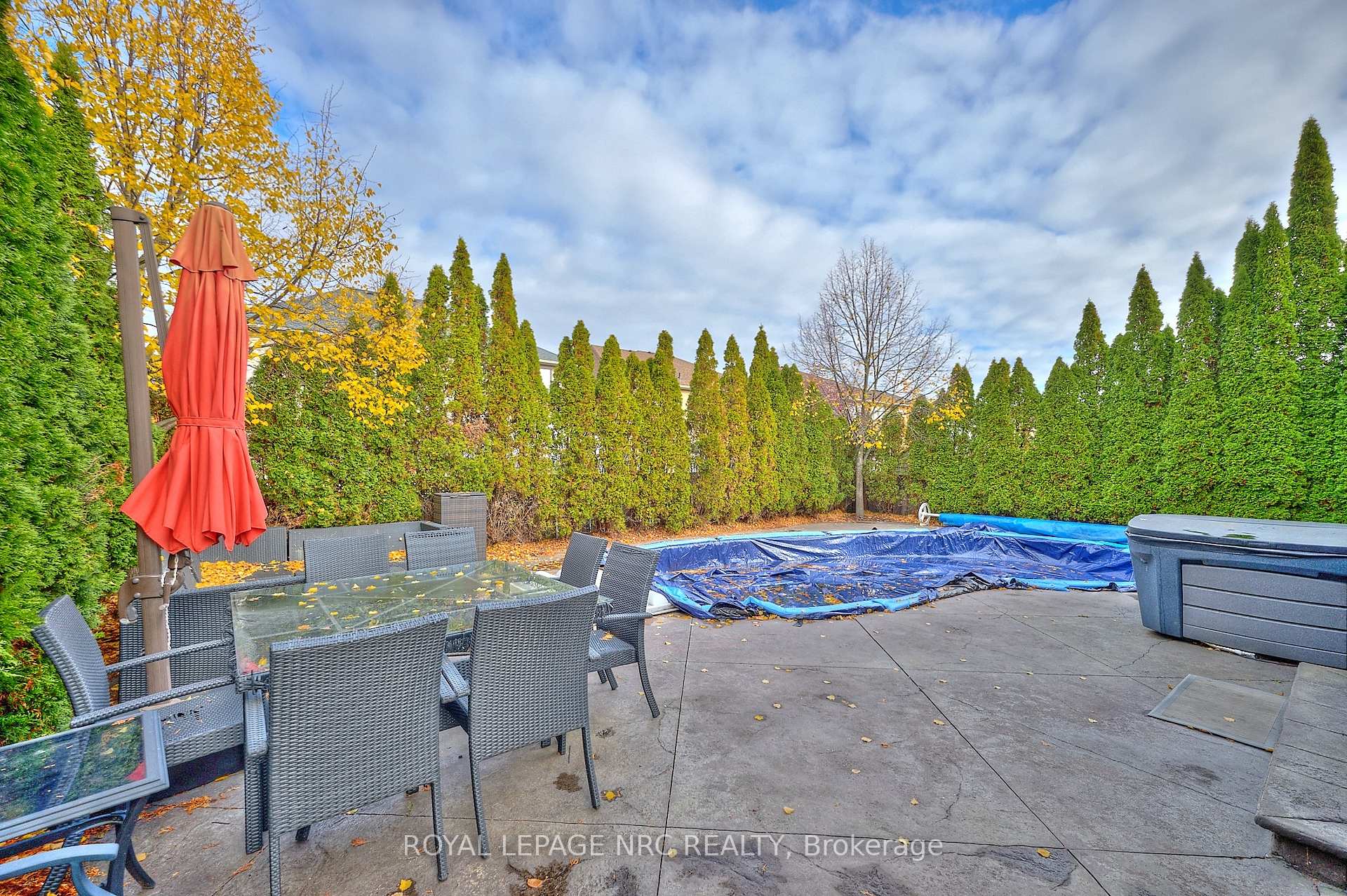 Photo 36 of 23 Moorland Crescent, Hamilton, Meadowlands — HOMEH