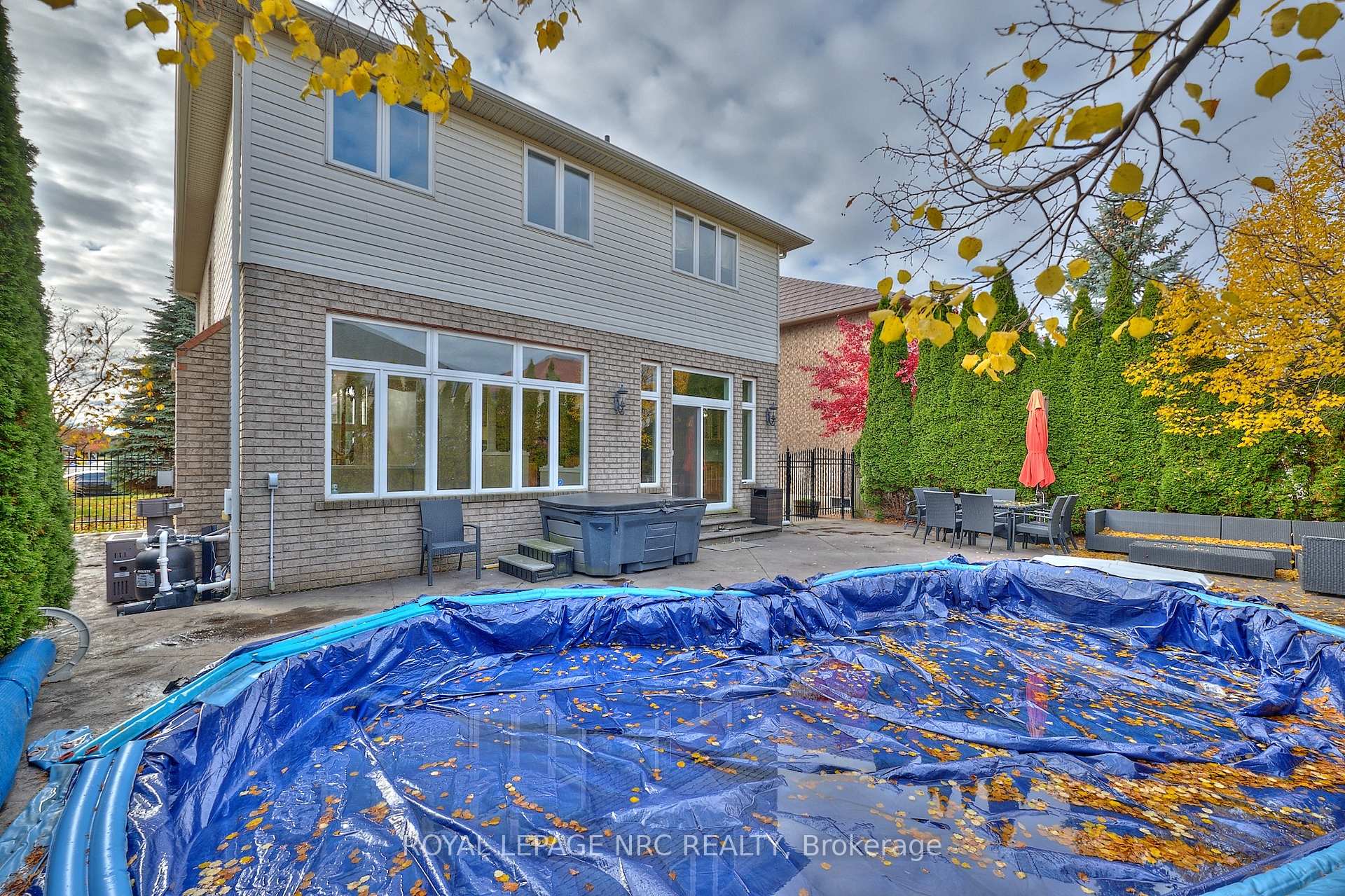 Photo 37 of 23 Moorland Crescent, Hamilton, Meadowlands — HOMEH