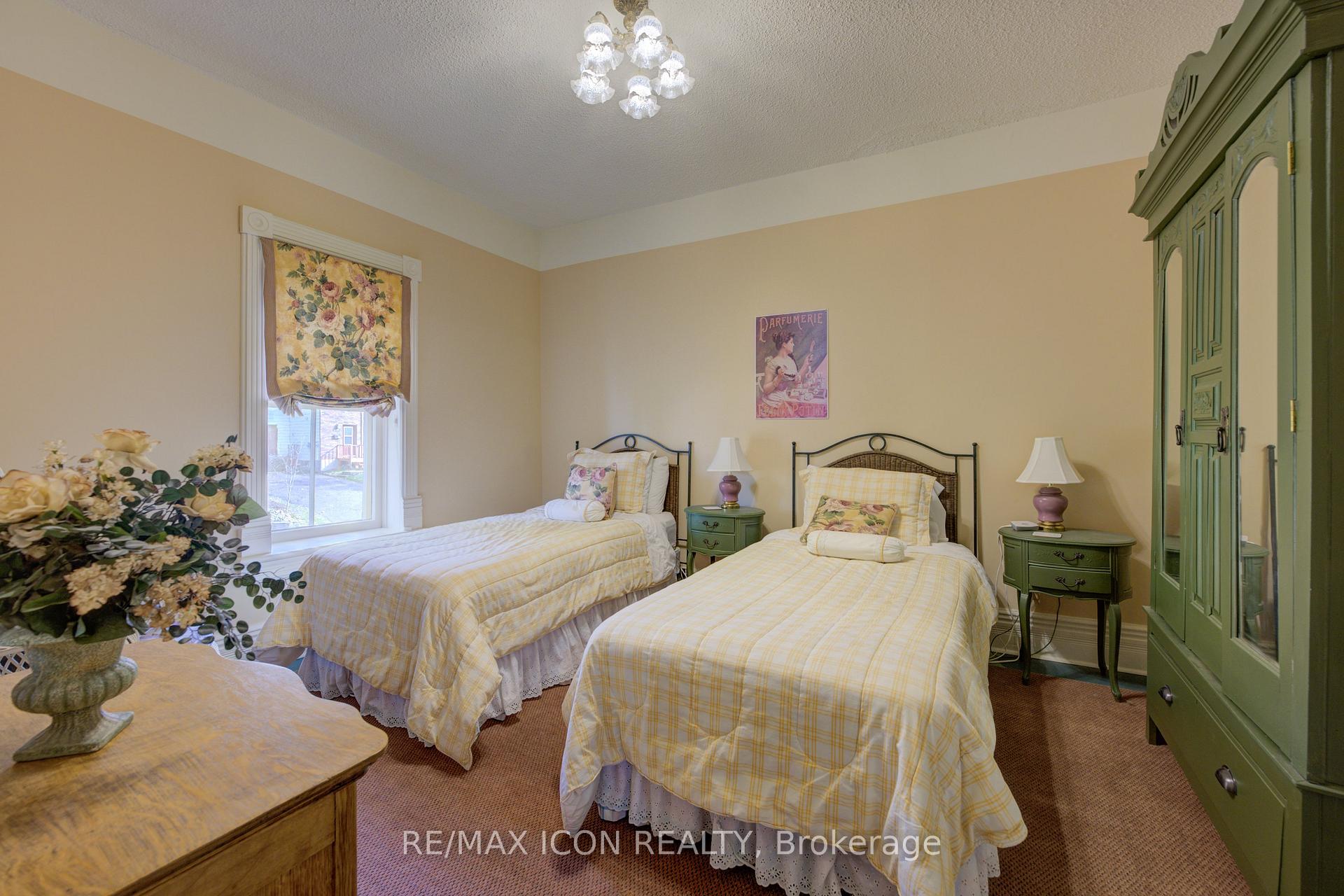 Photo 47 of 22 Harvey Street, Cambridge, Hespeler Village — HOMEH