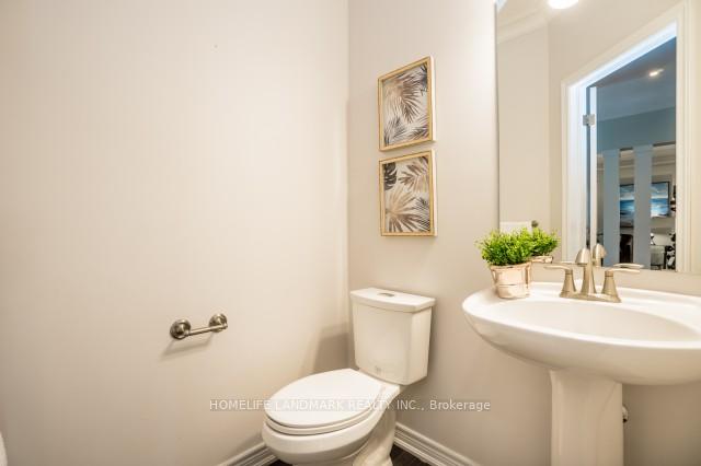 Photo 3 of 3230 Saltaire Crescent, Oakville, Bronte Creek — HOMEH