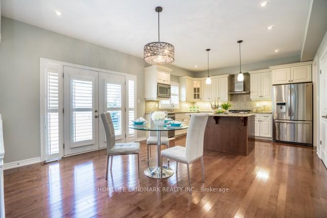 Photo 4 of 3230 Saltaire Crescent, Oakville, Bronte Creek — HOMEH