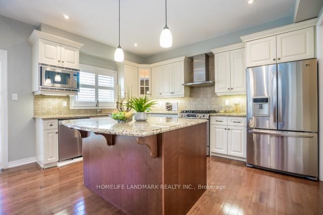 Photo 5 of 3230 Saltaire Crescent, Oakville, Bronte Creek — HOMEH