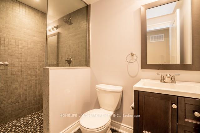 Photo 21 of 3230 Saltaire Crescent, Oakville, Bronte Creek — HOMEH