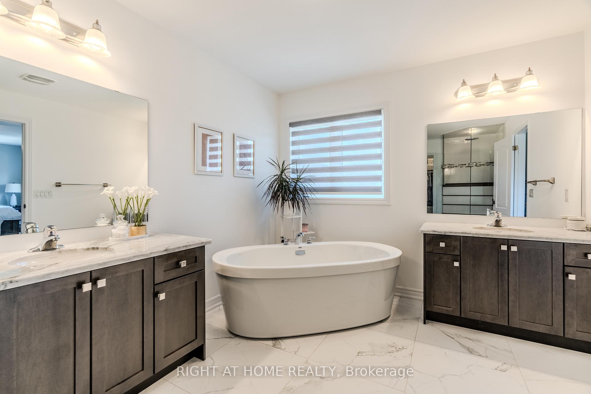 Photo 10 of 174 Newhouse Boulevard, Caledon, Rural Caledon — HOMEH