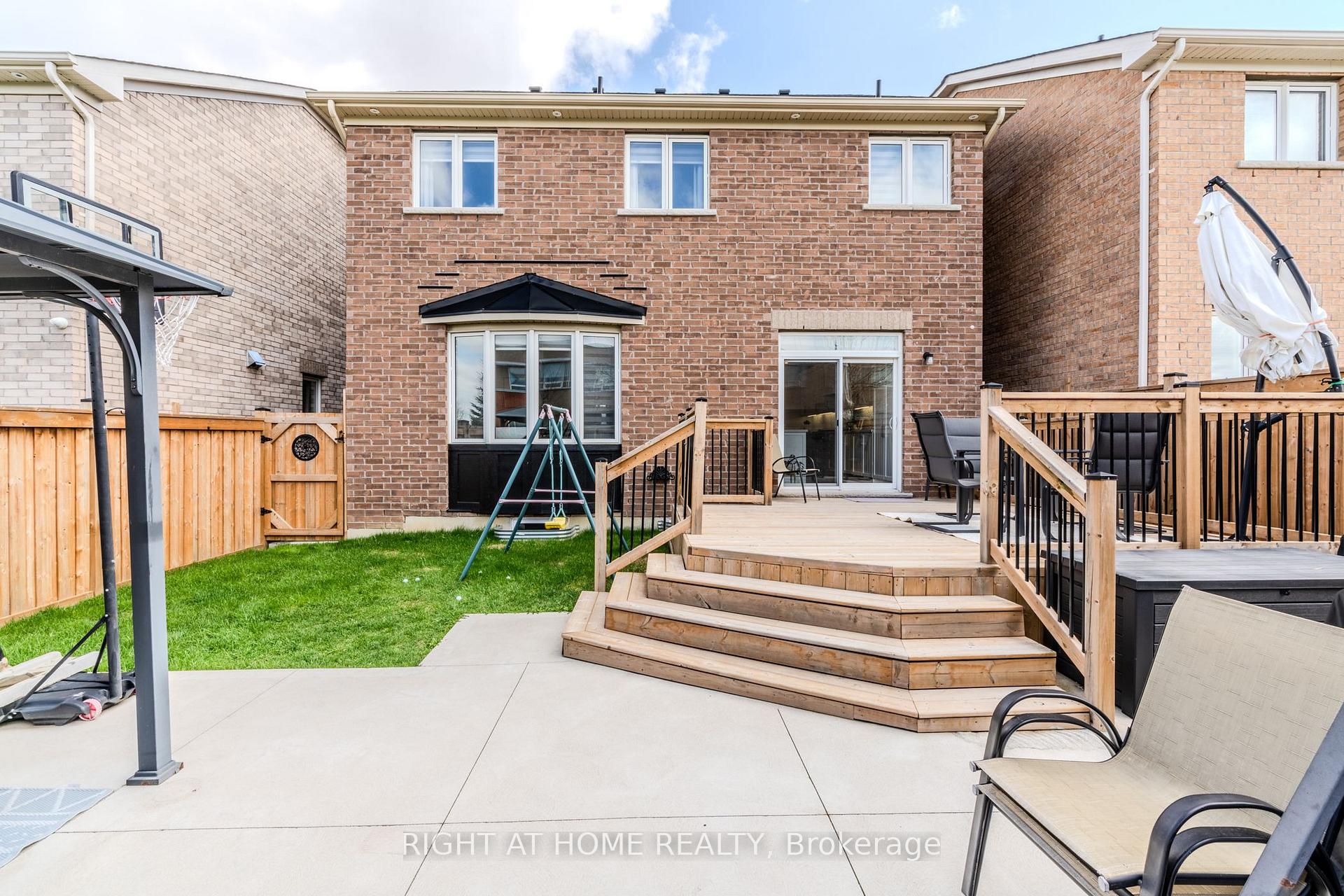 Photo 19 of 174 Newhouse Boulevard, Caledon, Rural Caledon — HOMEH