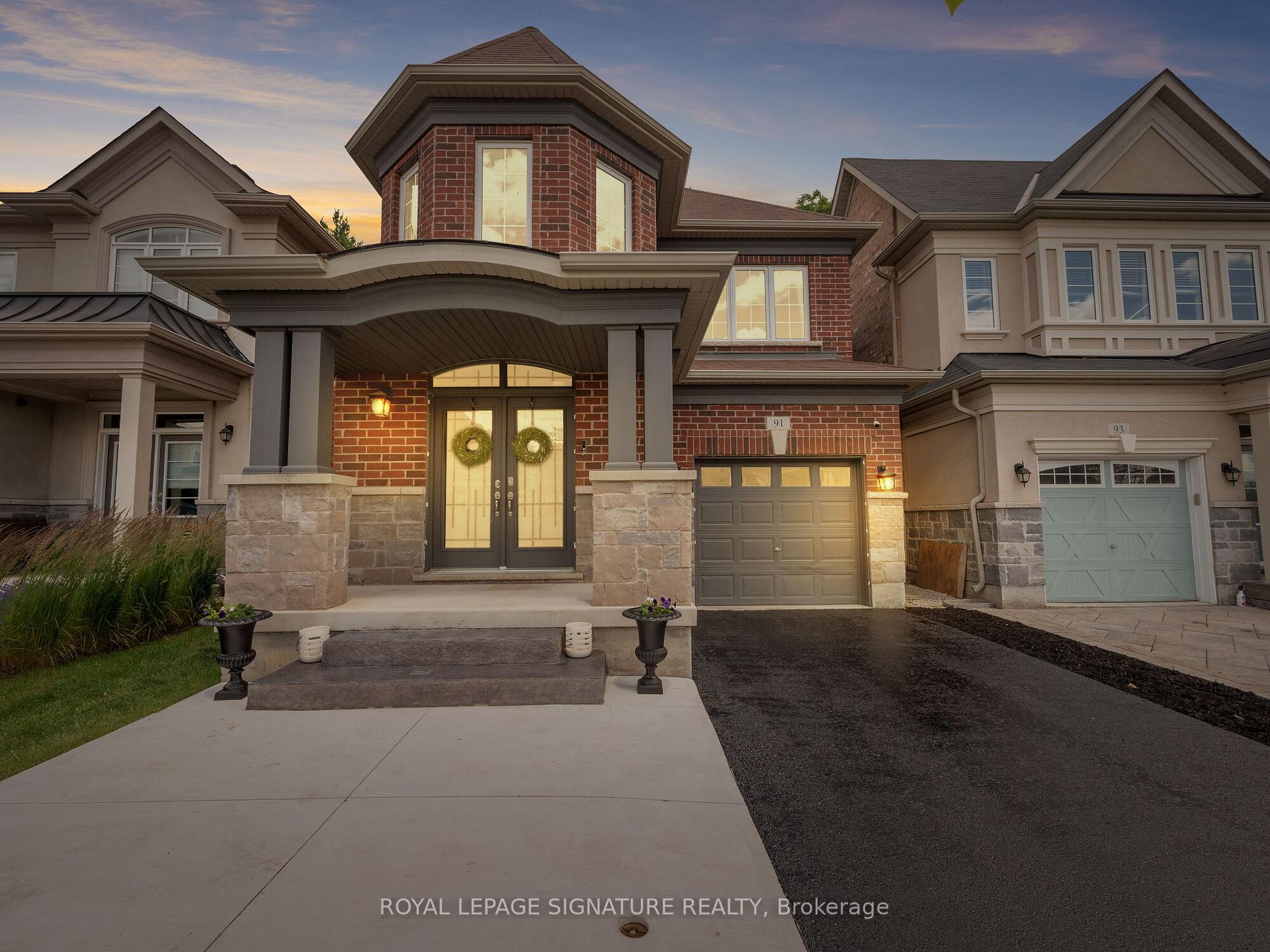 Photo 5 of 91 Upper Canada Court, Halton Hills, Georgetown — HOMEH