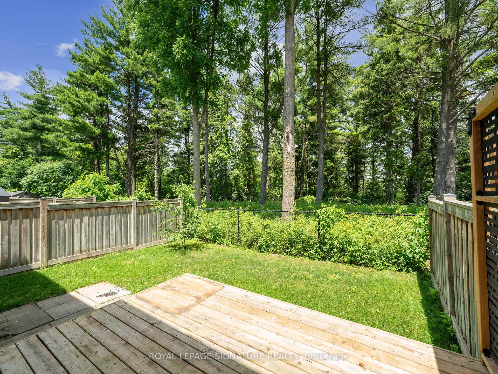 Photo 38 of 91 Upper Canada Court, Halton Hills, Georgetown — HOMEH