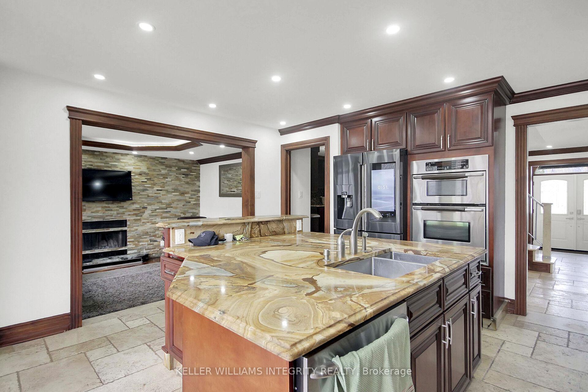 Photo 13 of 2796 Quinn Road, Ottawa, Emerald Woods/Sawmill Creek — HOMEH