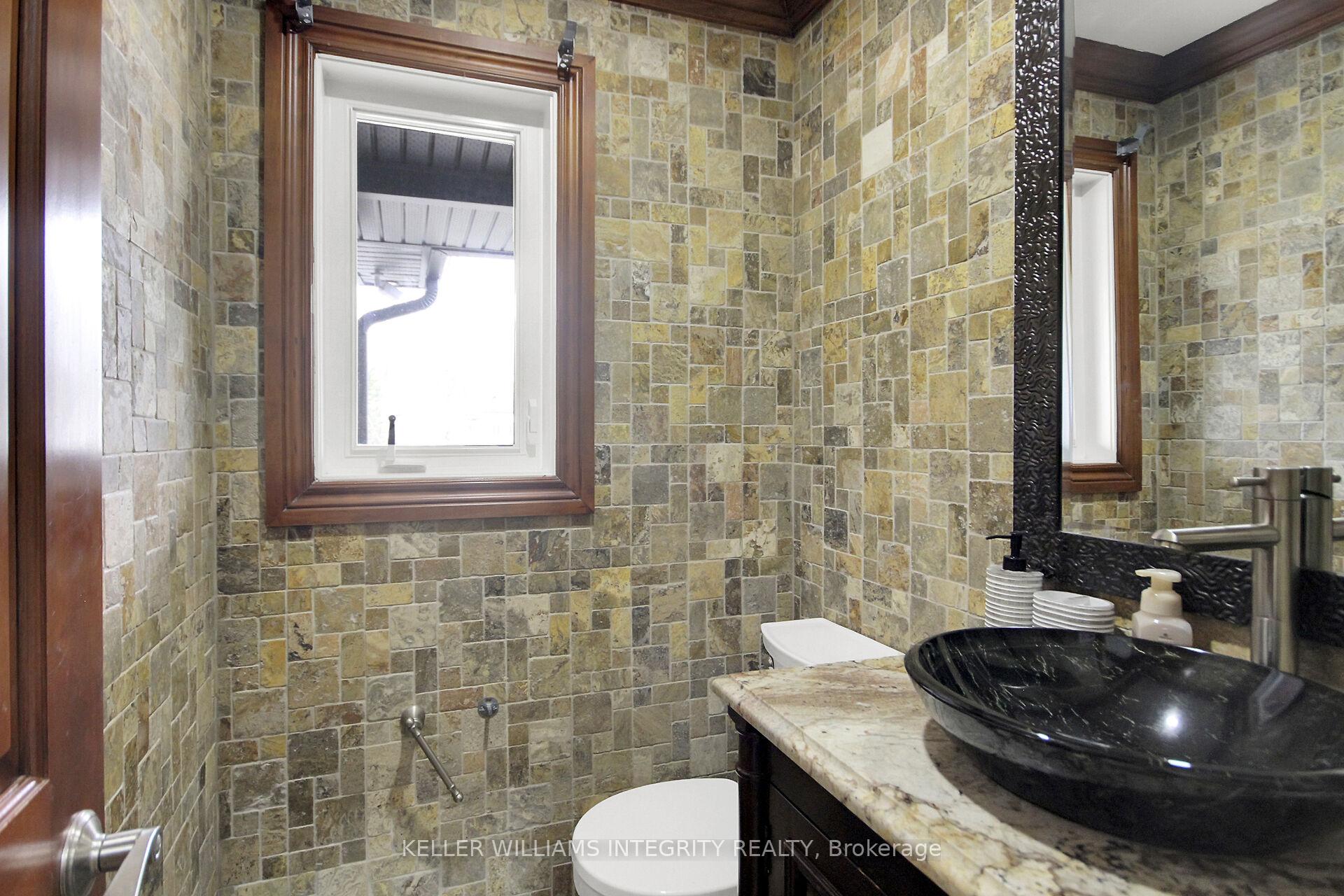 Photo 18 of 2796 Quinn Road, Ottawa, Emerald Woods/Sawmill Creek — HOMEH
