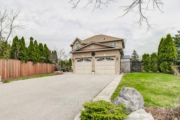 Photo 2 of 12 Cornerstone Court, Caledon, Bolton East — HOMEH