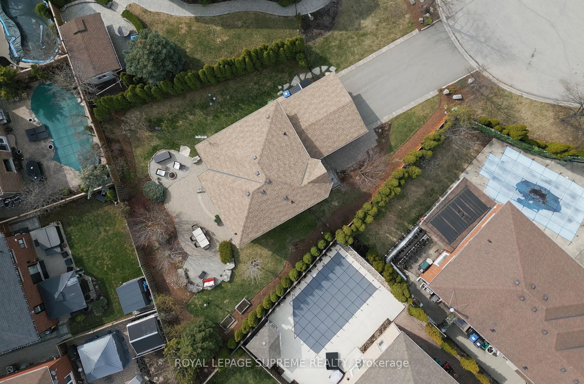 Photo 5 of 12 Cornerstone Court, Caledon, Bolton East — HOMEH