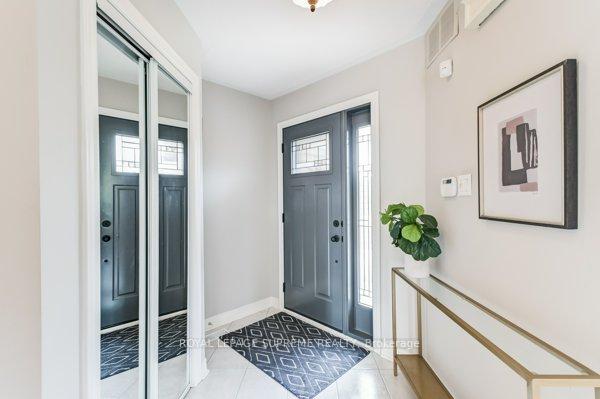 Photo 7 of 12 Cornerstone Court, Caledon, Bolton East — HOMEH